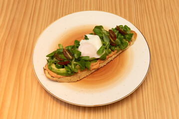 Egg toasts, Serrano ham and asparagus. Eggs reminiscent of the Benedictines but with an Iberian touch