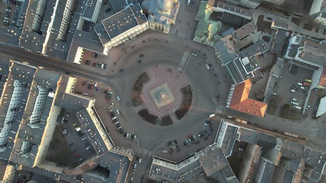 Miasto Ł&oacute;dź- widok na Plac Wolności.