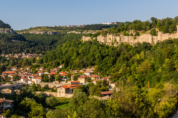 Fototapeta na wymiar Veliko Tarnovo town with Tsarevets fortress, Bulgaria