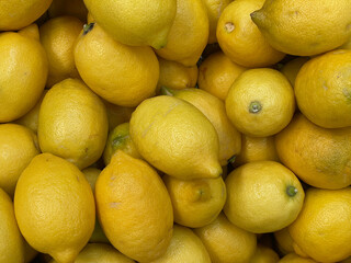 Yellow lemons for sale in the market