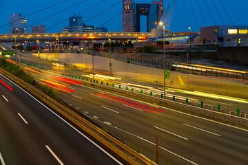 物流イメージ　首都高速道路
