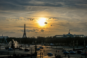 France Paris Tour Eiffel Grand palais soleil environnement climat