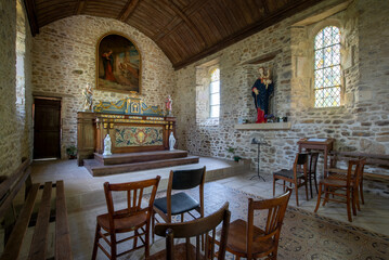 Fototapeta na wymiar Intérieur de la Chapelle Bonne Nouvelle à Esson en Suisse Normande dans le Calvados