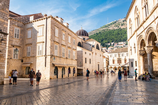 Fototapeta Rector Palace on Stradun Street in the Old city of Dubrovnik, Croatia.