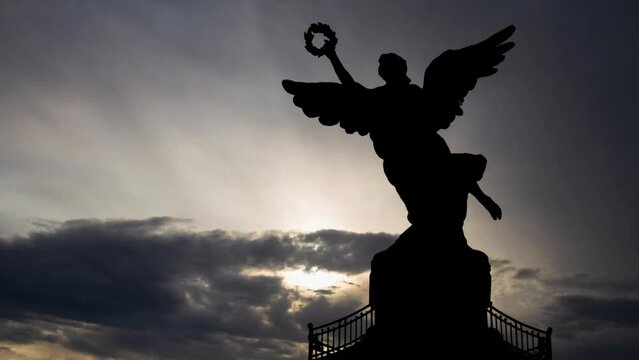 El Angel - Mexico Independence Monument, Time Lapse at Sunrise - Mexico City, Mexico