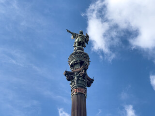 Fototapeta na wymiar Columbus monument in Barcelona