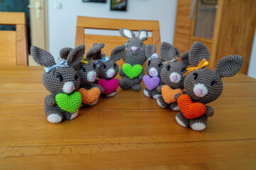 Amigurumi Easterbunnys with Hearts in different Colours. Selfmade Handmade Bavaria Germany