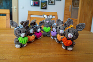 Amigurumi Easterbunnys with Hearts in different Colours. Selfmade Handmade Bavaria Germany