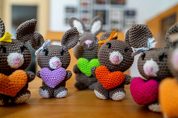 Amigurumi Easterbunnys with Hearts in different Colours. Selfmade Handmade Bavaria Germany
