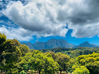 Obraz premium clouds over the mountain
