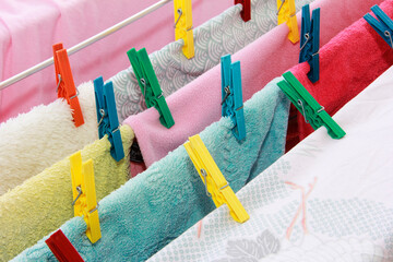 plastic clothespins for fastening laundry