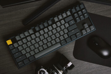 Custom mechanical keyboard, Aluminium case with keycaps, Gaming keyboard and workspace for Gamer - obrazy, fototapety, plakaty
