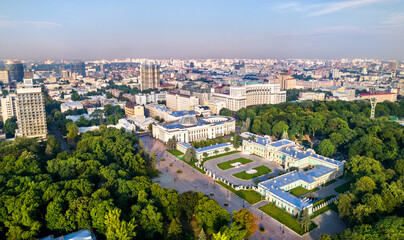 Obraz premium Mariyinsky Palace, Verkhovna Rada and Government Building in the Governmental District of Kiev, Ukraine before the war with Russia
