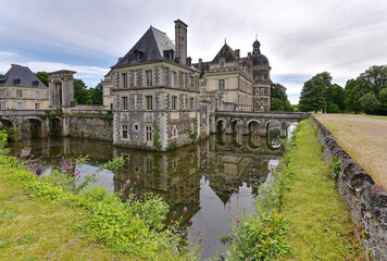 Obraz premium Frankreich - Saint-Georges-sur-Loire - Schloss Serrant