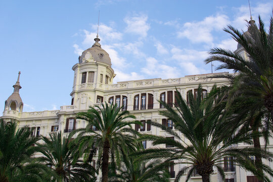 Edificio Carbonell building in Alicante. This is one of the most prominent and remarkable buildings in Alicante. Comunidad Valenciana, Spain