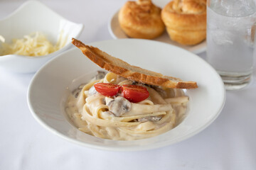 pasta alfredo