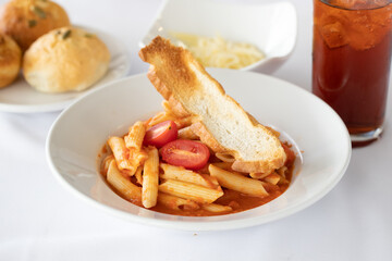 pasta pomodoro