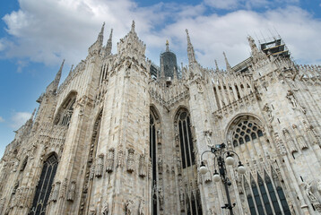 Fototapeta premium Milan, Italy - June 2000: Cathedral of Duomo St. Maria Nascente di Milan