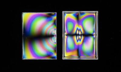 Iridescent colors, polarized light, interference