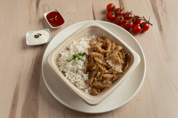 Kebab de Ternera con arroz blanco