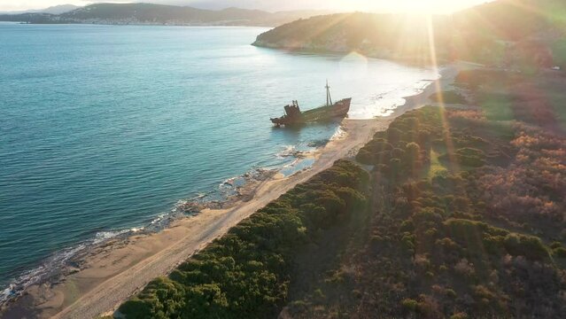 Travel destination Dimitrios ship wreck Gythio