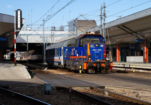 PKP Intercity, SM42 class road switcher locomotive at Kraków Główny main railway station. Polish state railways cargo logistics shunter on March 12, 2022 in Krakow, Poland.