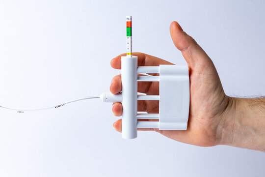 Vacuum delivery extraction pump, to assist delivery of a baby using a vacuum device.