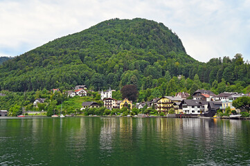 Fototapeta na wymiar Traunkirchen on Lake Traun Traunsee in Austria landscape