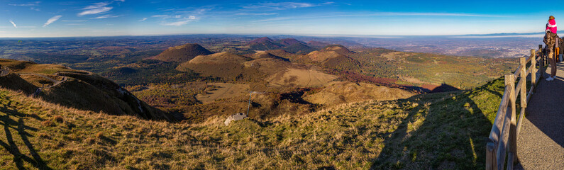 Panorama chaîne des Puys Auvergne