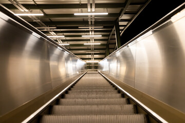 Fototapeta premium escalator going down to metro station