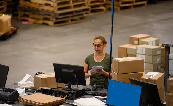Overhead view of Workstation at ecommerce facility