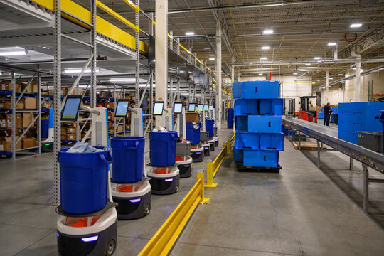 Tablet computers on Robots at E-Commerce Warehouse 