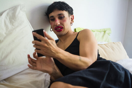 Gender queer person on videocall - Powered by Adobe