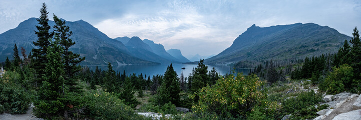 Panorame of Wild Goose Island In The Morning