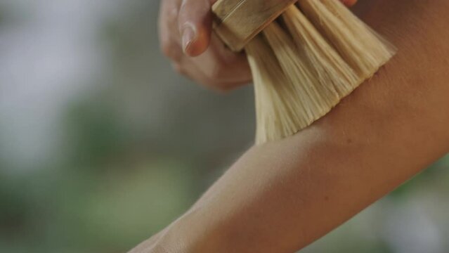 dry brushing, skin care, lymphatic drainage