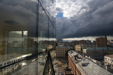 Obraz premium Moscow / Russia - 06.23.2014 : Dense development of residential buildings and office buildings.