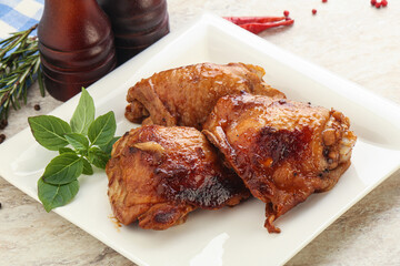 Roasted chicken leg with spicy sauce