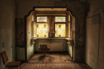 Selbstklebende Fototapete Alte verlassene Gebäude altes verlassenes Haus