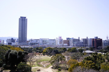 Fototapeta premium 明石公園から明石駅を望む 