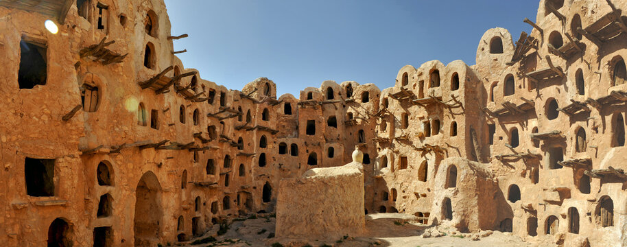 Libia tra citt&agrave; e deserti