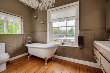 Traditional styled modern victorian bathroom - obrazy, fototapety, plakaty