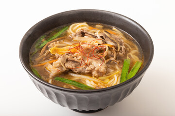 盛岡温麺　おん麺