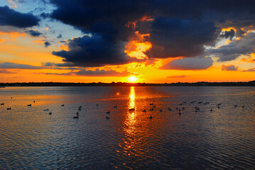 Fototapeta premium Lake sunset