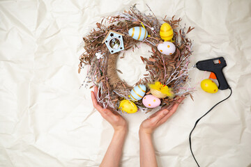 Easter wreath hand made. Colored Eggs and Chickens Home Decoration Glue Gun DIY