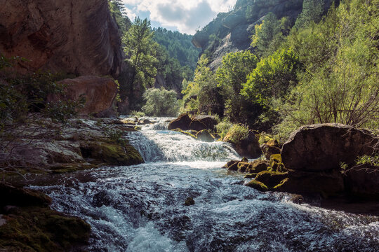 Birth of the Pitarque river.