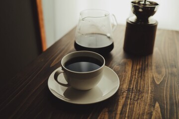 ホットコーヒーでくつろぐ