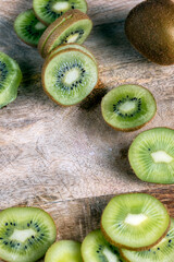 Fototapeta na wymiar kiwi fruit washed and cut into pieces
