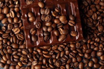 roasted coffee beans with black chocolate