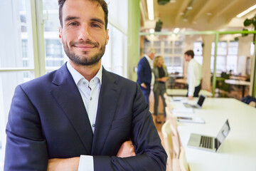 Naklejka premium Business man as a self-confident start-up founder