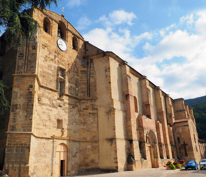 The Saint-Volusien de Foix abbey church is an abbey church located in Foix, department of Ari&egrave;ge, in Occitanie. It already existed in the 12th century and was rebuilt and renovated several times